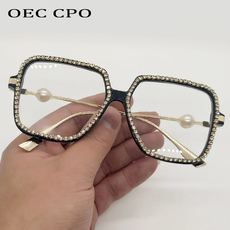 Men'S Accessories Trends 2025 - Diamentowe kwadratowe oprawki do okularów 2025