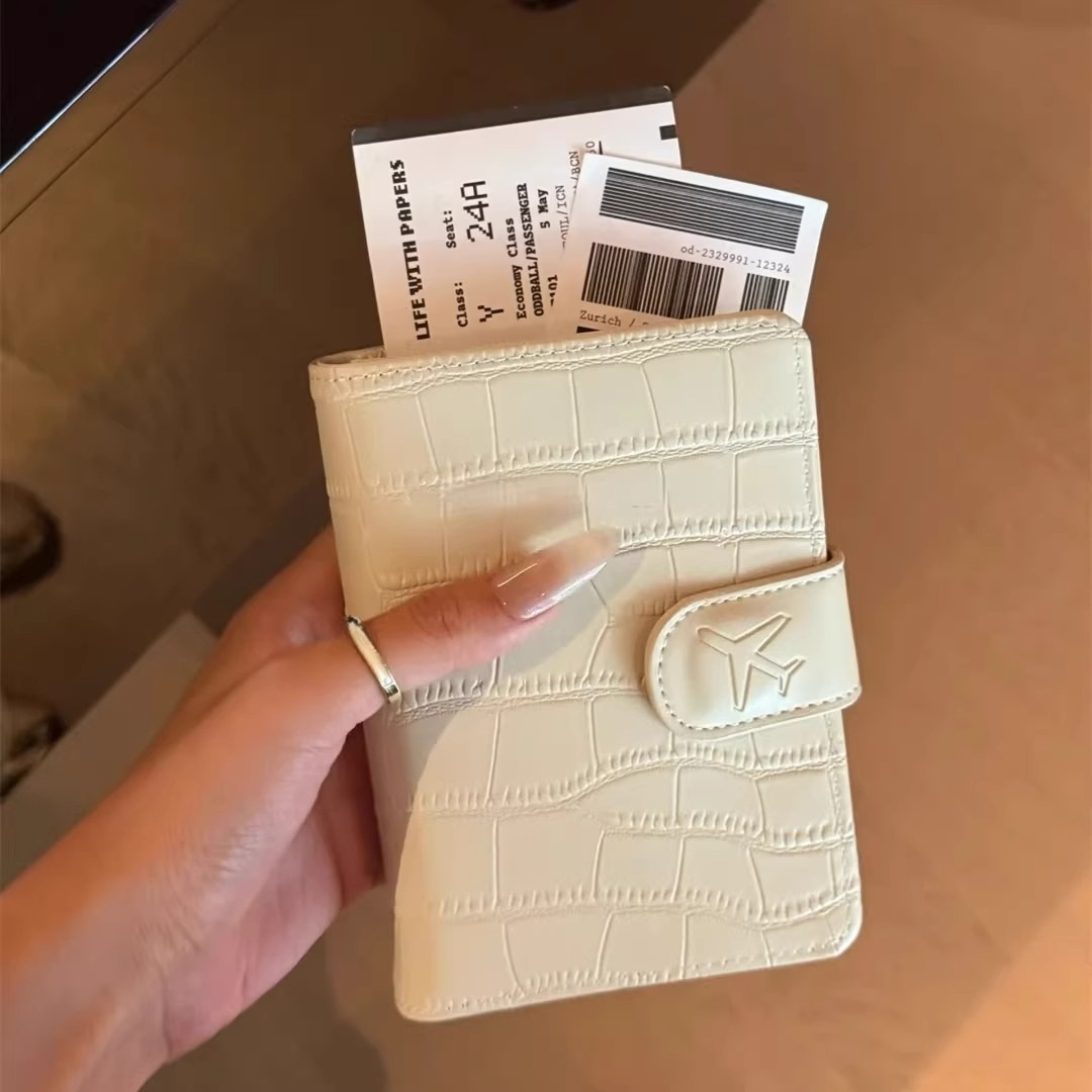 Etui na paszport ze skóry PU d – Travel Organizer Men recenzja i cena